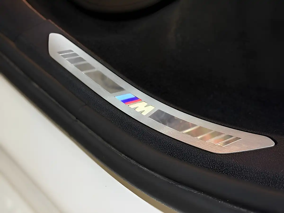 Used 2022 BMW X5 M Sport White - Interior and Exterior details 17