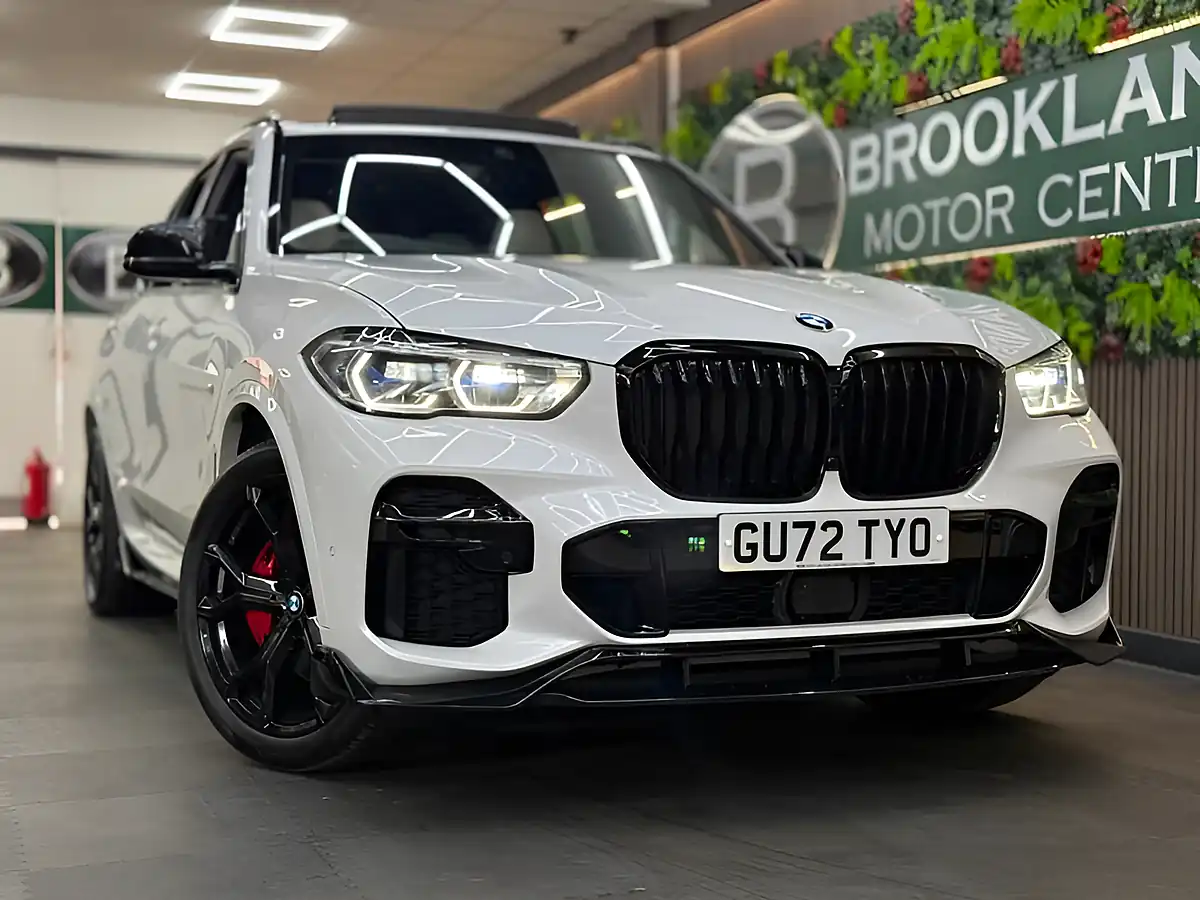 Used 2022 BMW X5 M Sport White - Interior and Exterior details 2