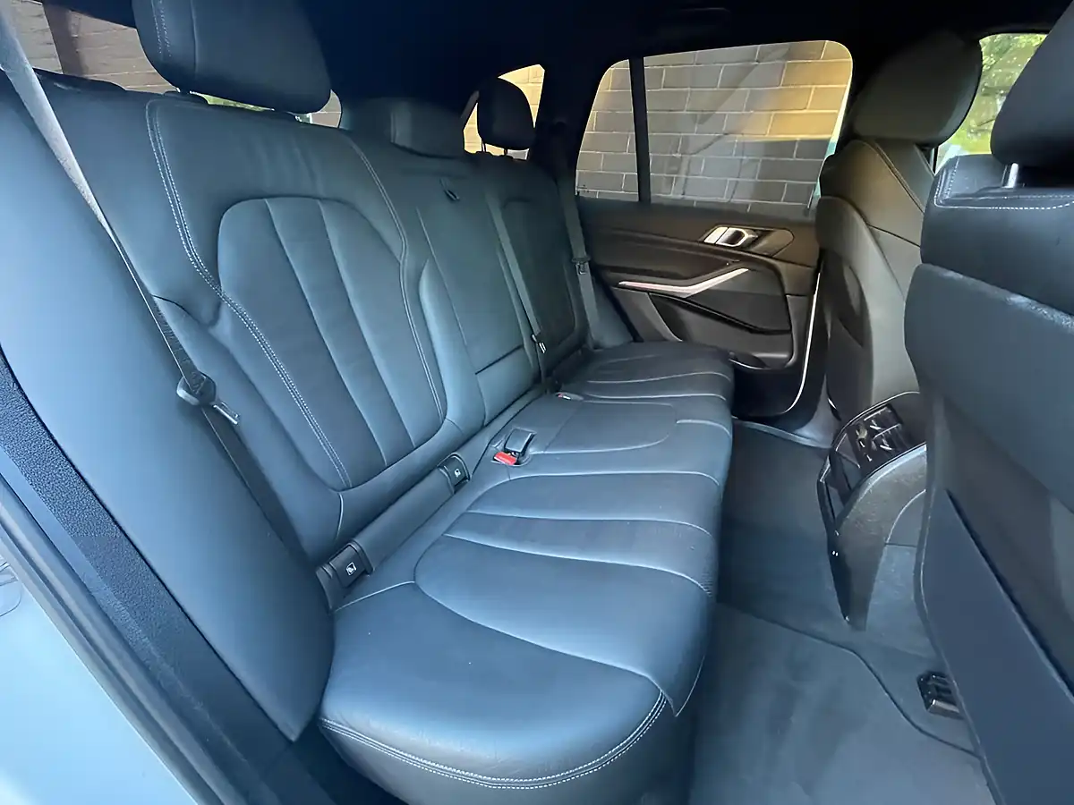 Used 2022 BMW X5 M Sport White - Interior and Exterior details 17