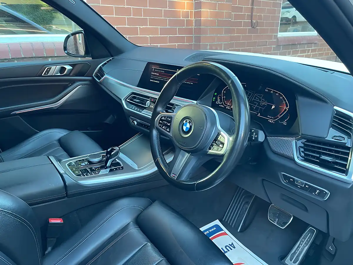Used 2022 BMW X5 M Sport White - Interior and Exterior details 3