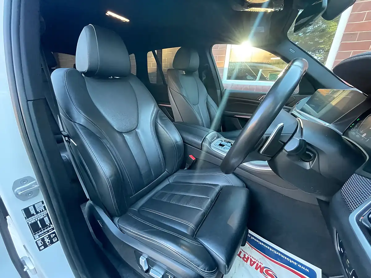 Used 2022 BMW X5 M Sport White - Interior and Exterior details 4