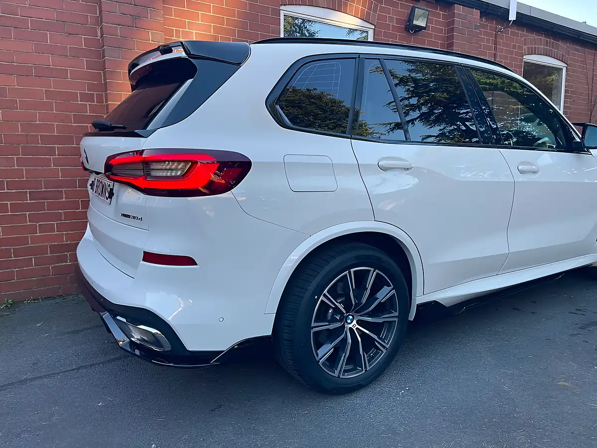 Used 2022 BMW X5 M Sport White - Interior and Exterior details 7