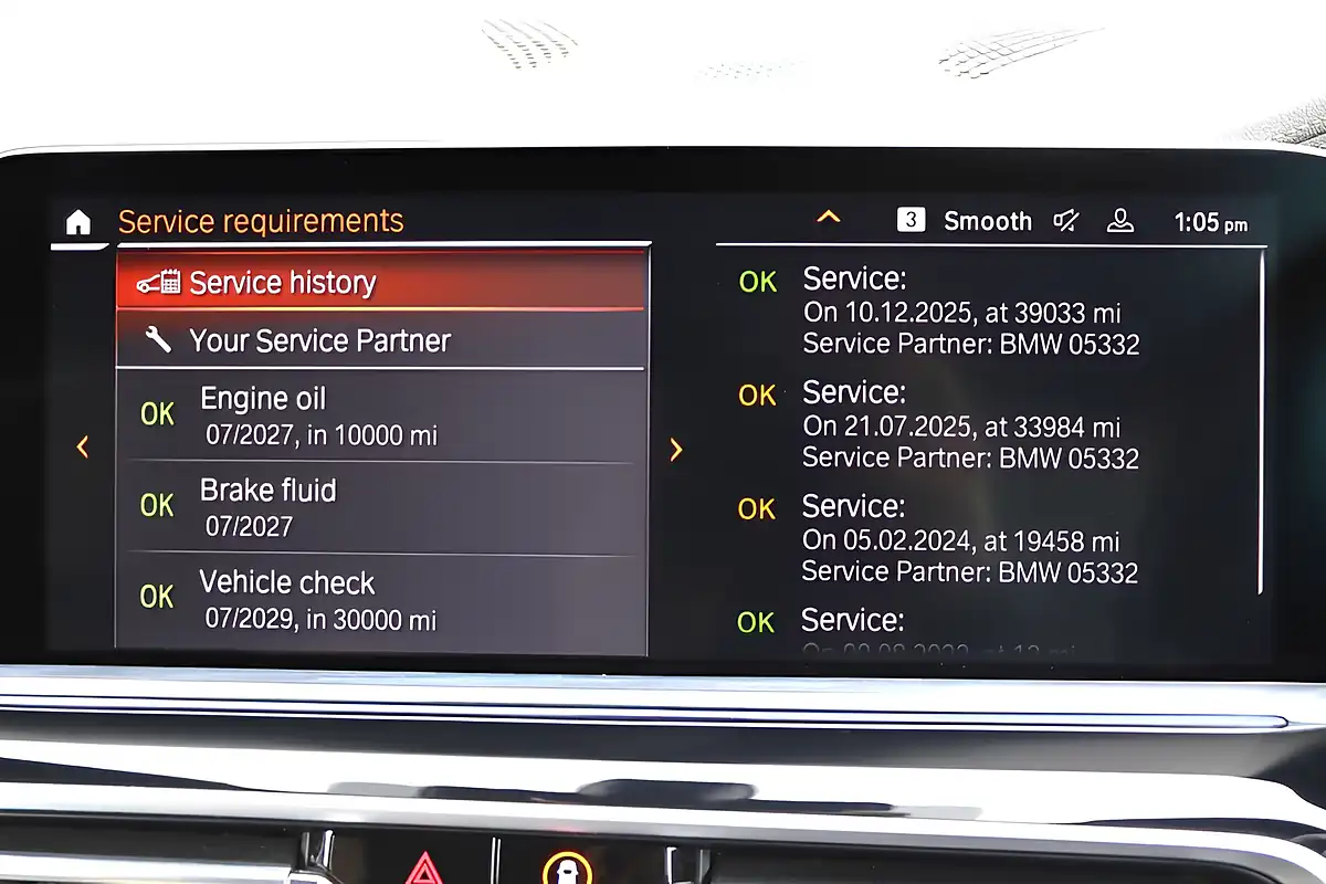 Used 2022 BMW X5 M50i Arctic Grey - Interior and Exterior details 12