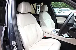 Used 2022 BMW X5 M50i Arctic Grey - Interior and Exterior details 4