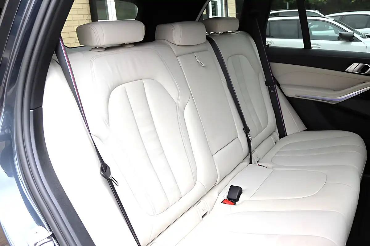 Used 2022 BMW X5 M50i Arctic Grey - Interior and Exterior details 5