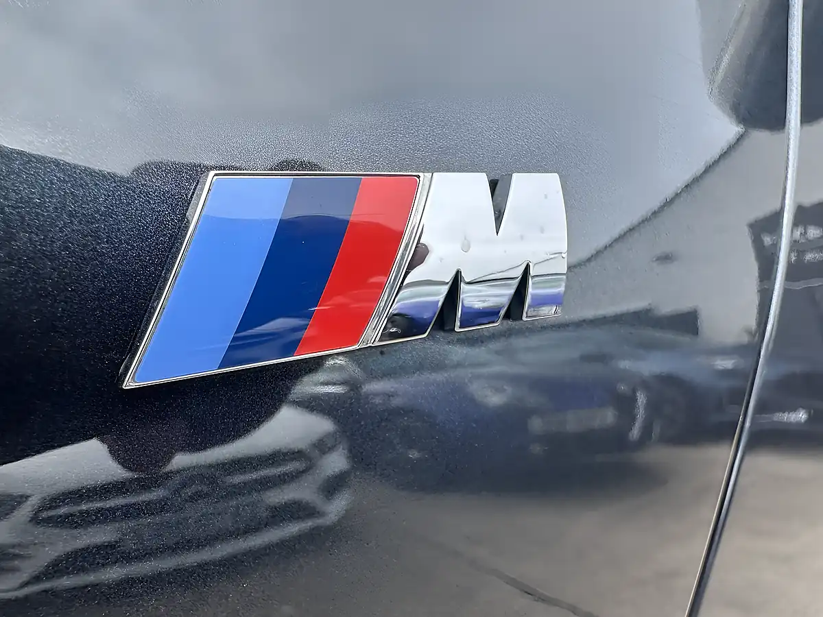Used 2022 BMW X6 M Sport Arctic Grey - Interior and Exterior details 7