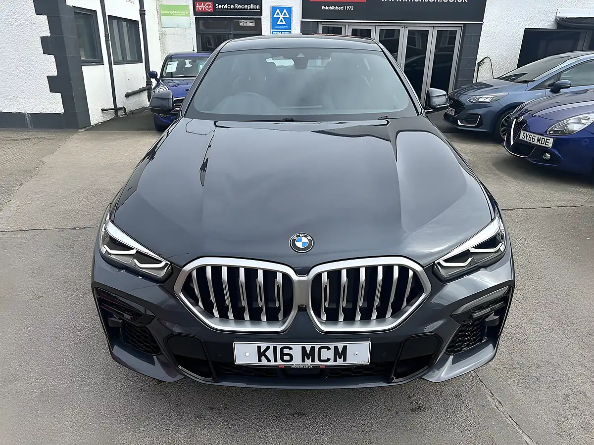 Used 2022 BMW X6 M Sport Arctic Grey - Interior and Exterior details 9