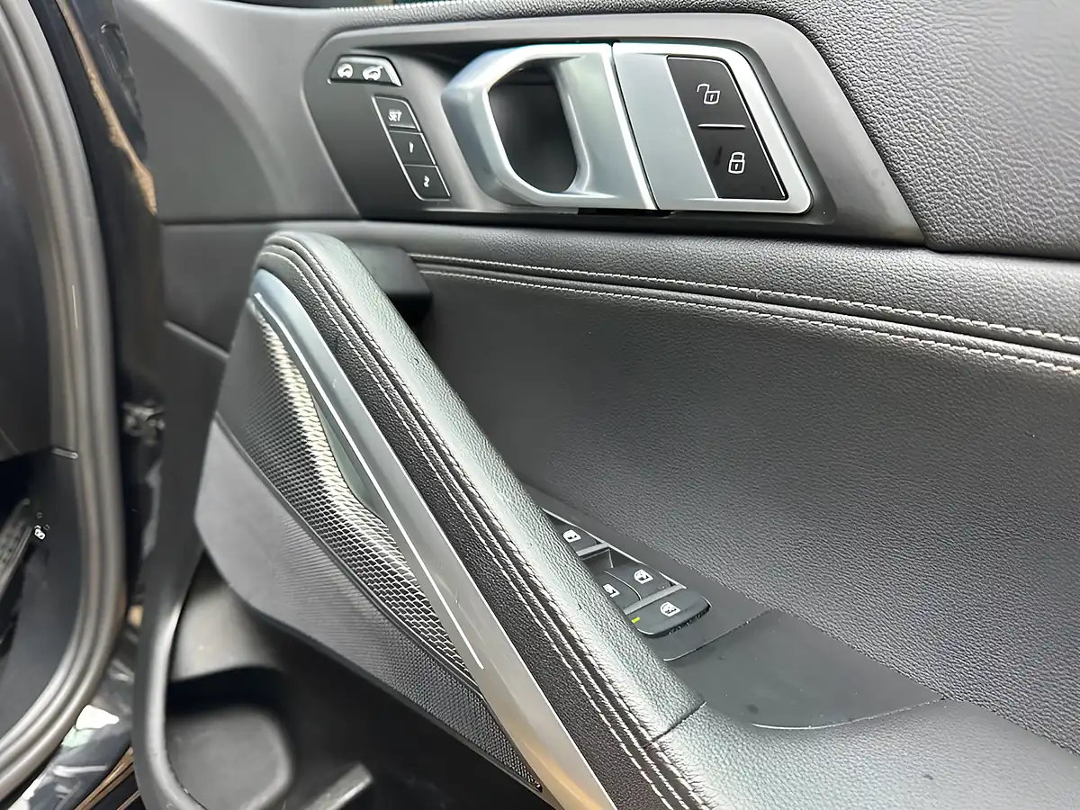 Used 2022 BMW X6 M Sport Black Sapphire - Interior and Exterior details 14