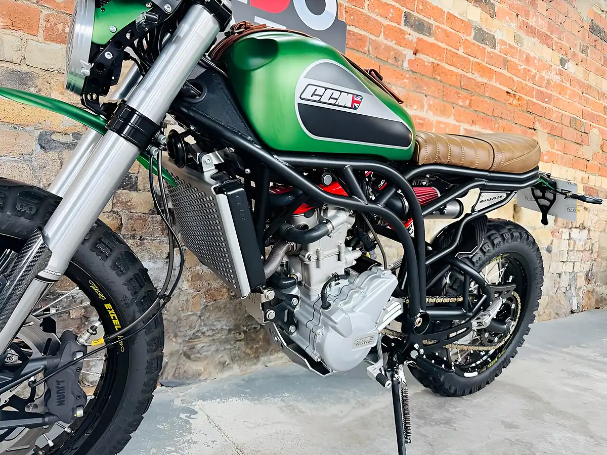 Used 2022 Ccm Spitfire Maverick Green - Interior and Exterior details 12