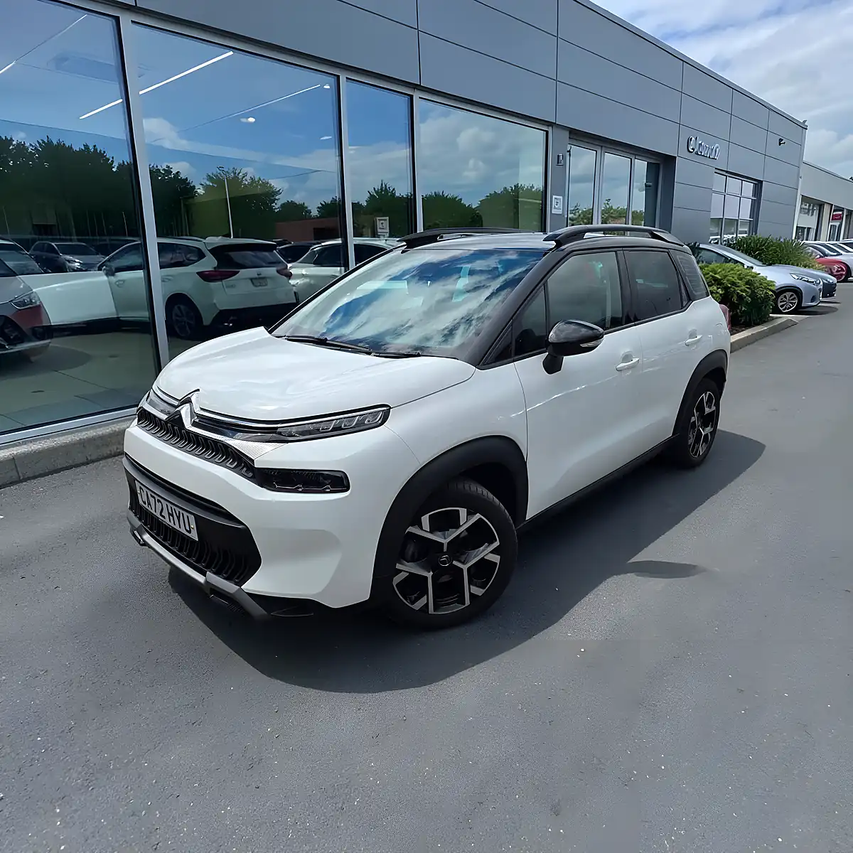 Used 2022 Citroen Aircross Shine Plus Arctic White & Black Roof - Interior and Exterior details 13
