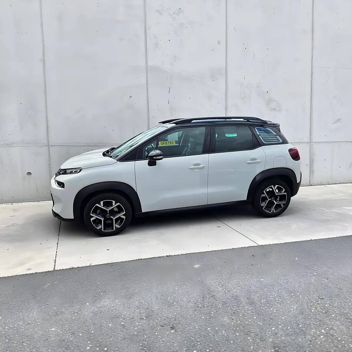 Used 2022 Citroen Aircross Shine Plus Arctic White & Black Roof - Interior and Exterior details 17