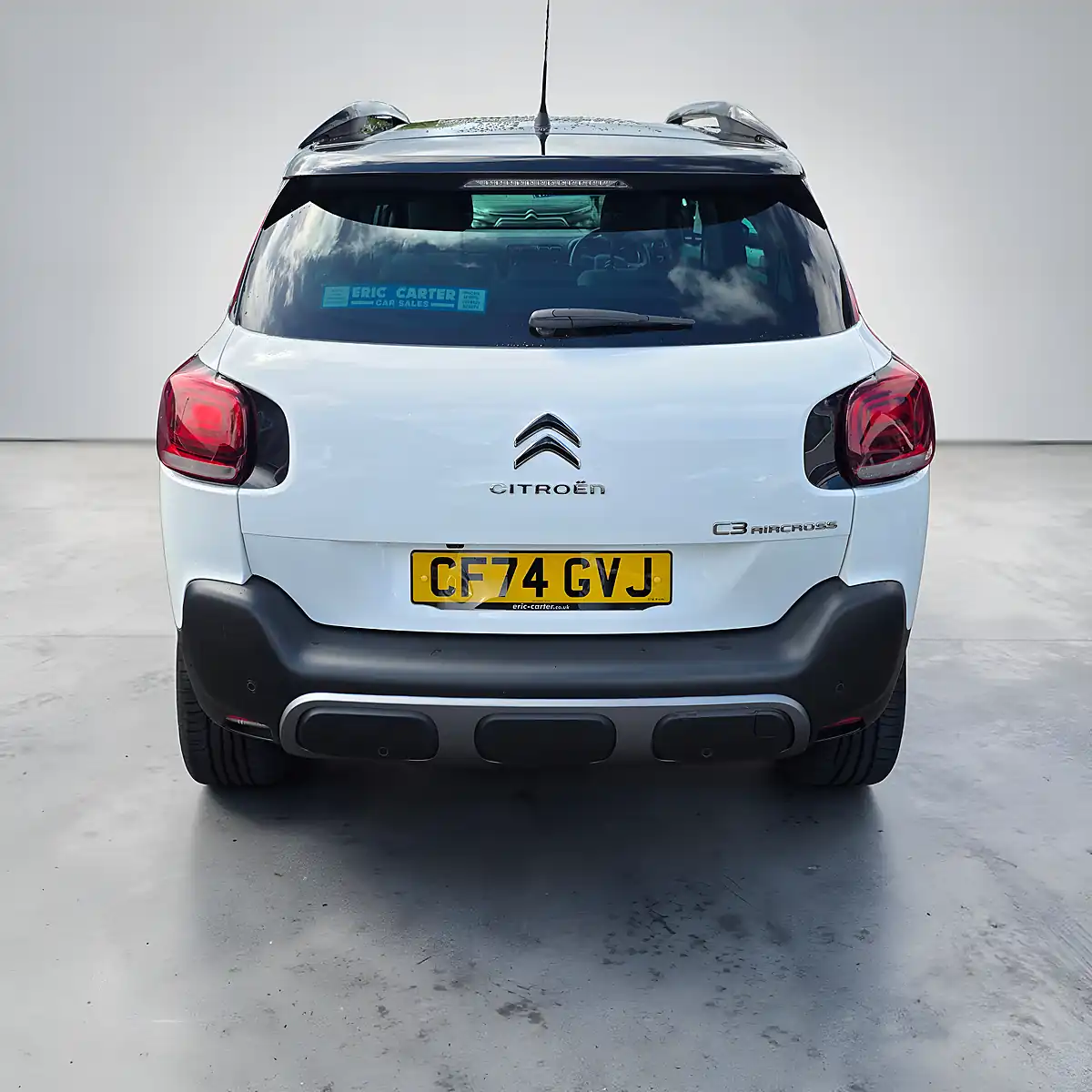 Used 2022 Citroen Aircross Shine Plus Arctic White & Black Roof - Interior and Exterior details 4