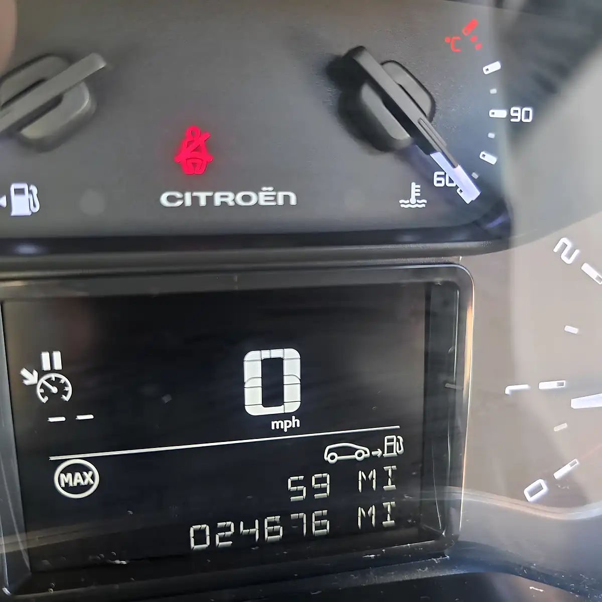 Used 2022 Citroen Aircross Shine Plus Edition Silver & Black - Interior and Exterior details 19