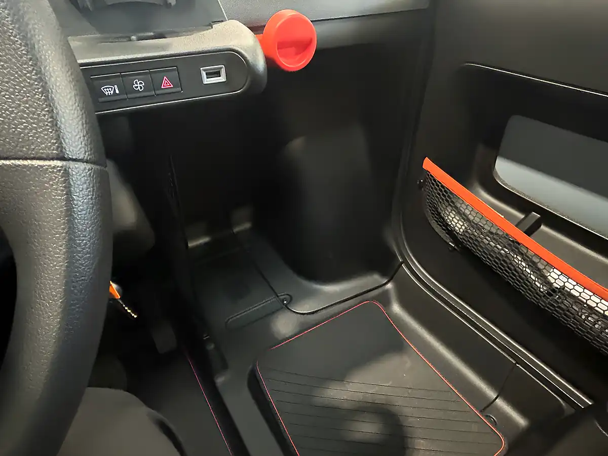 Used 2022 Citroen Ami Ami 2dr Blue - Interior and Exterior details 19