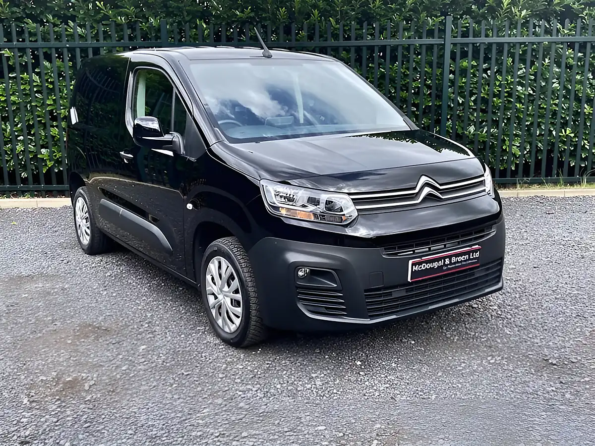 Used 2022 Citroen Berlingo Enterprise M Pro Black - Interior and Exterior details 4