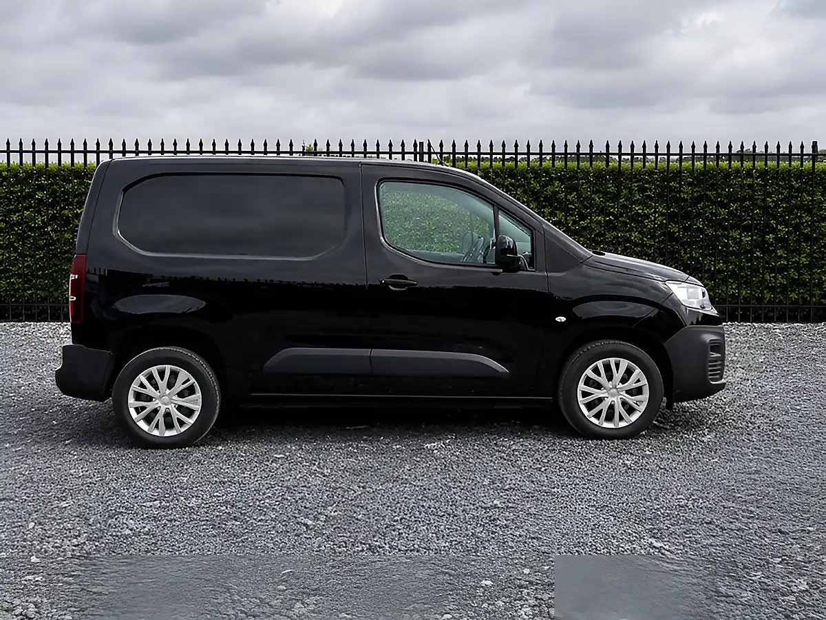 Used 2022 Citroen Berlingo Enterprise M Pro Black - Interior and Exterior details 7