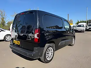 Used 2022 Citroen Berlingo Enterprise M Pro Black - Interior and Exterior details 2