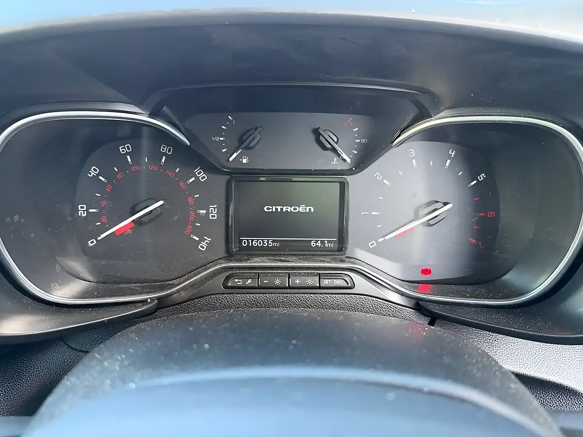 Used 2022 Citroen Berlingo Enterprise M Pro Black - Interior and Exterior details 4