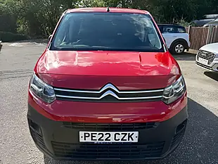 Used 2022 Citroen Berlingo Enterprise M Pro Red - Interior and Exterior details 19