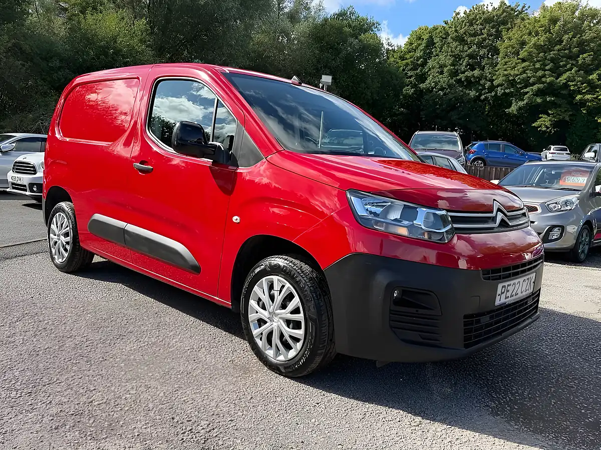 Used 2022 Citroen Berlingo Enterprise M Pro Red - Interior and Exterior details 7