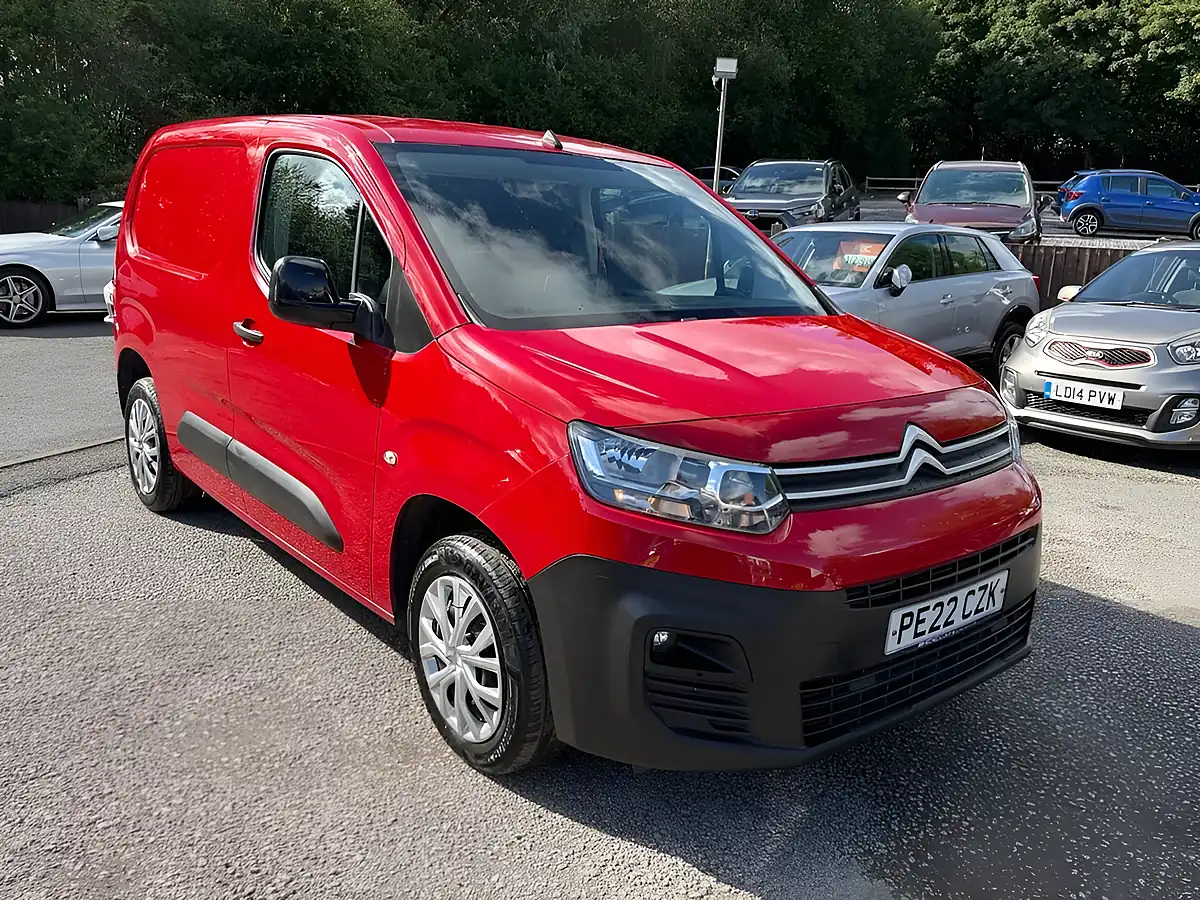 Used 2022 Citroen Berlingo Enterprise M Pro Red - Interior and Exterior details 8