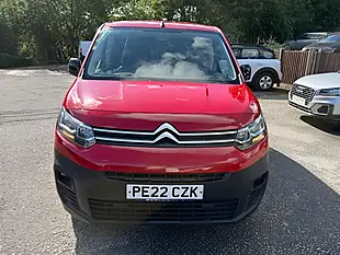 Used 2022 Citroen Berlingo Enterprise M Pro Red - Interior and Exterior details 9