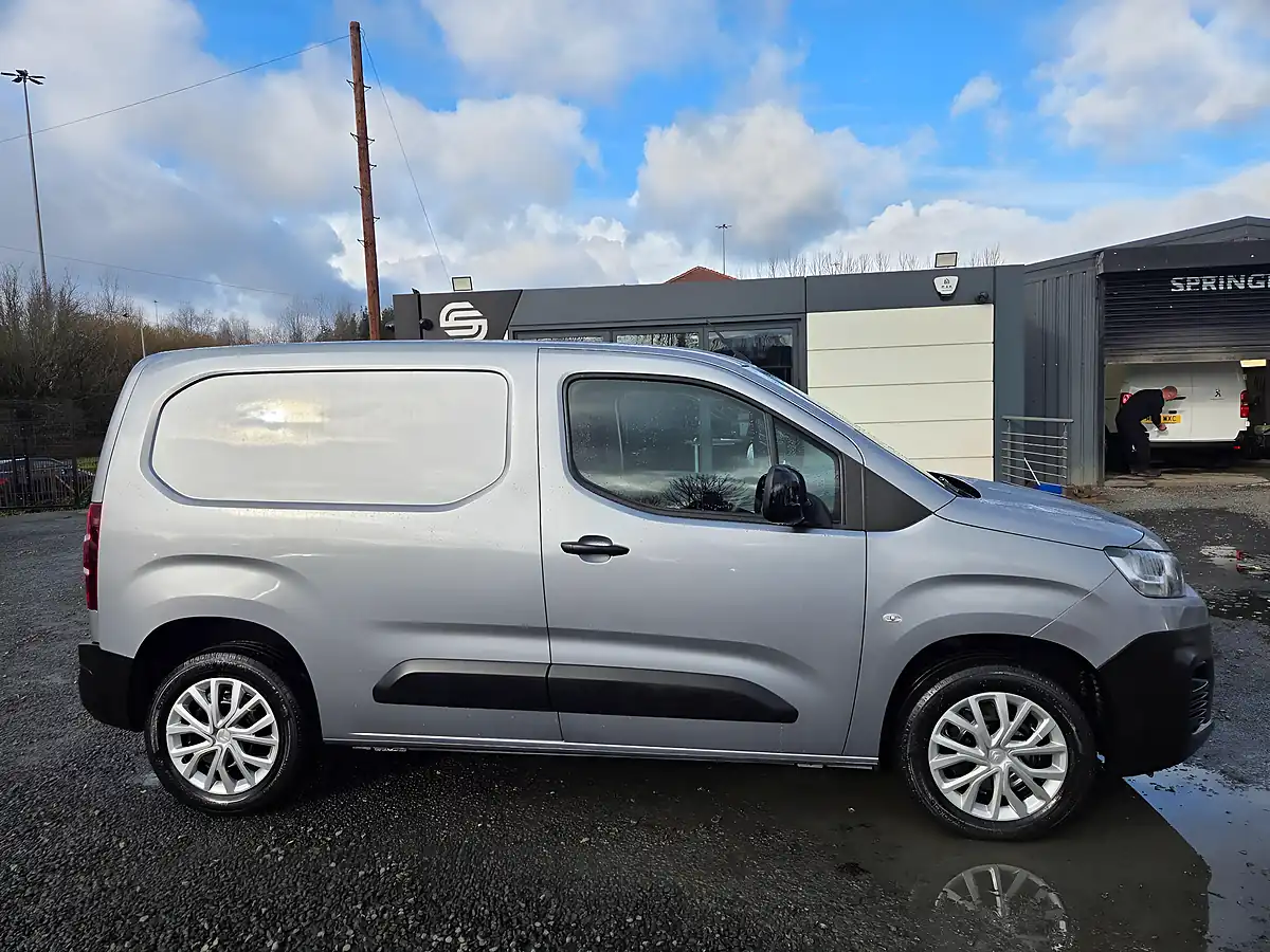 Used 2022 Citroen Berlingo Enterprise M Pro Swb Grey - Interior and Exterior details 3