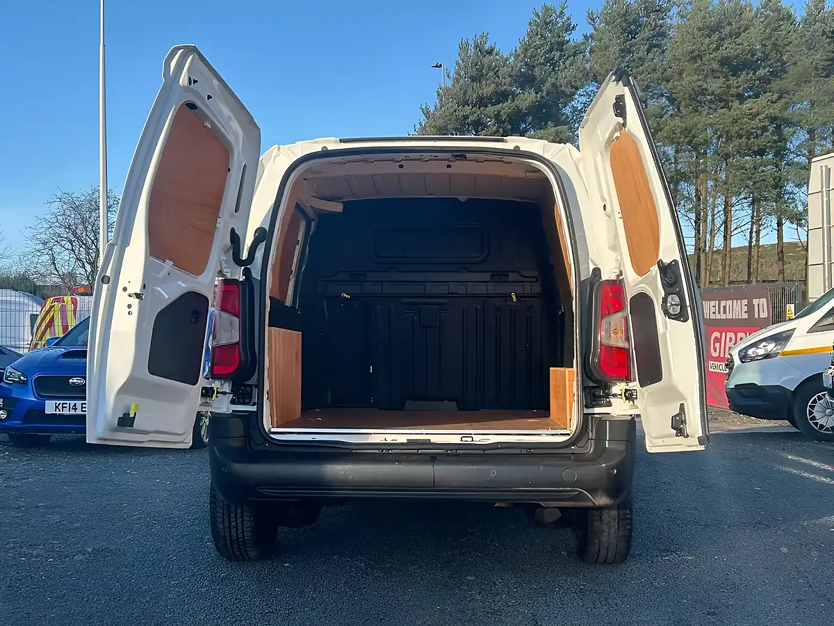 Used 2022 Citroen Berlingo Enterprise M Pro White - Interior and Exterior details 5