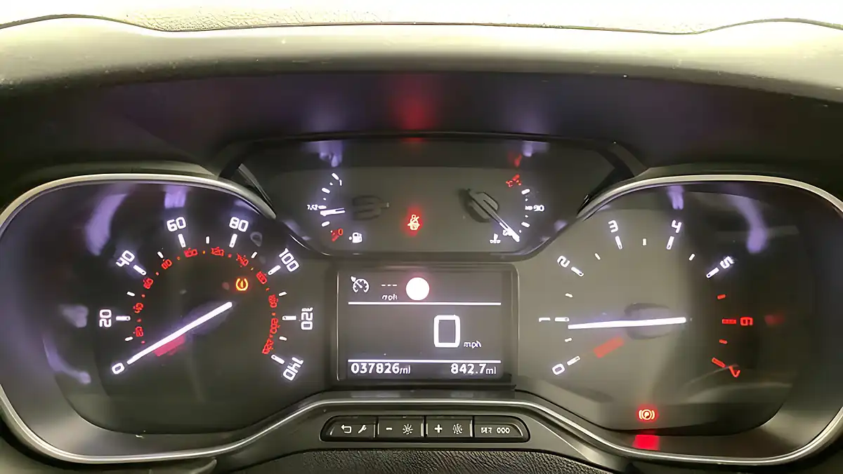 Used 2022 Citroen Berlingo Enterprise M Pro White - Interior and Exterior details 10