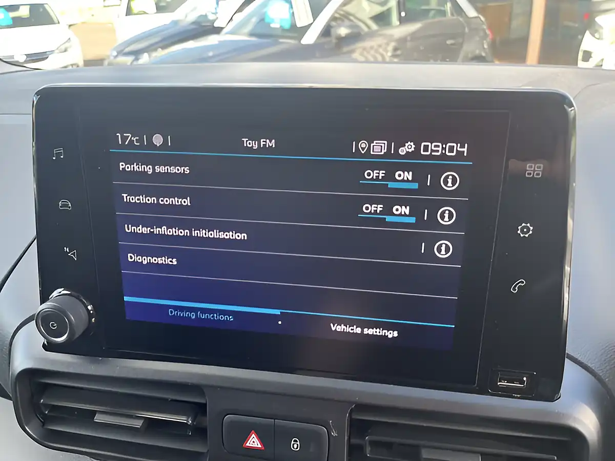 Used 2022 Citroen Berlingo Enterprise M Pro White - Interior and Exterior details 14