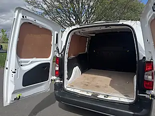 Used 2022 Citroen Berlingo Enterprise M Pro White - Interior and Exterior details 10