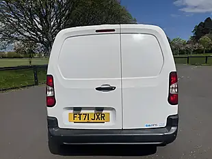 Used 2022 Citroen Berlingo Enterprise M Pro White - Interior and Exterior details 6