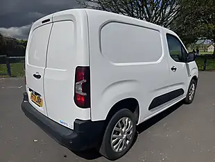 Used 2022 Citroen Berlingo Enterprise M Pro White - Interior and Exterior details 7