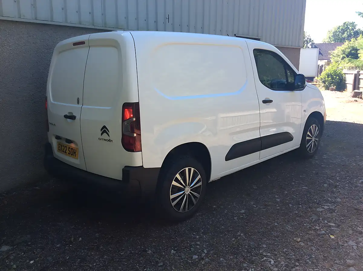 Used 2022 Citroen Berlingo Enterprise M Pro White - Interior and Exterior details 3
