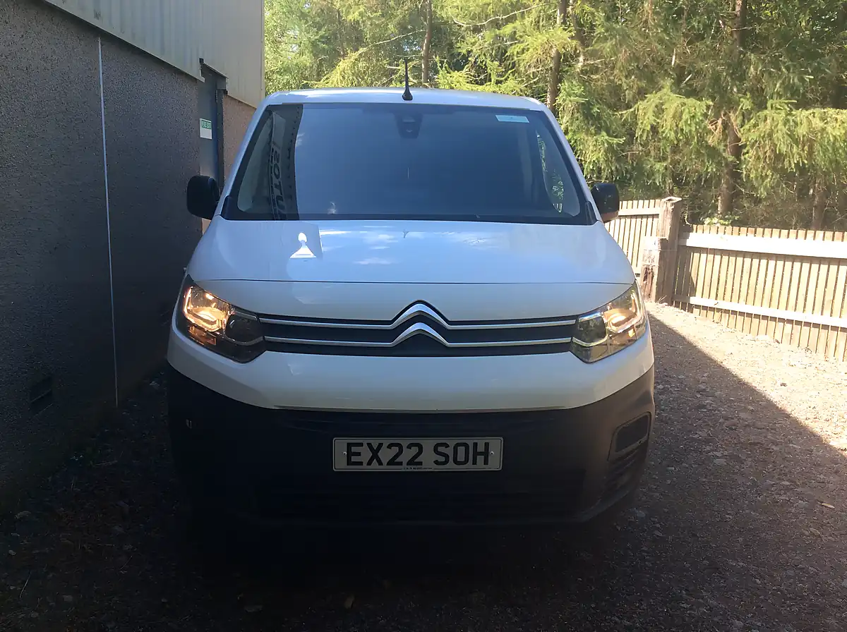 Used 2022 Citroen Berlingo Enterprise M Pro White - Interior and Exterior details 8
