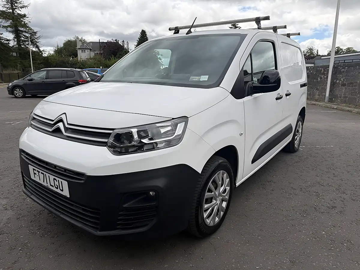 Used 2022 Citroen Berlingo Enterprise M Pro White - Interior and Exterior details 5
