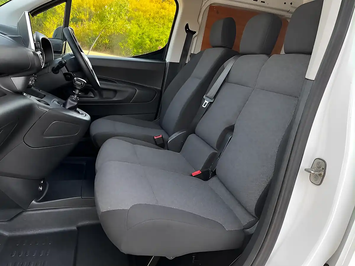 Used 2022 Citroen Berlingo Enterprise M Pro White - Interior and Exterior details 6