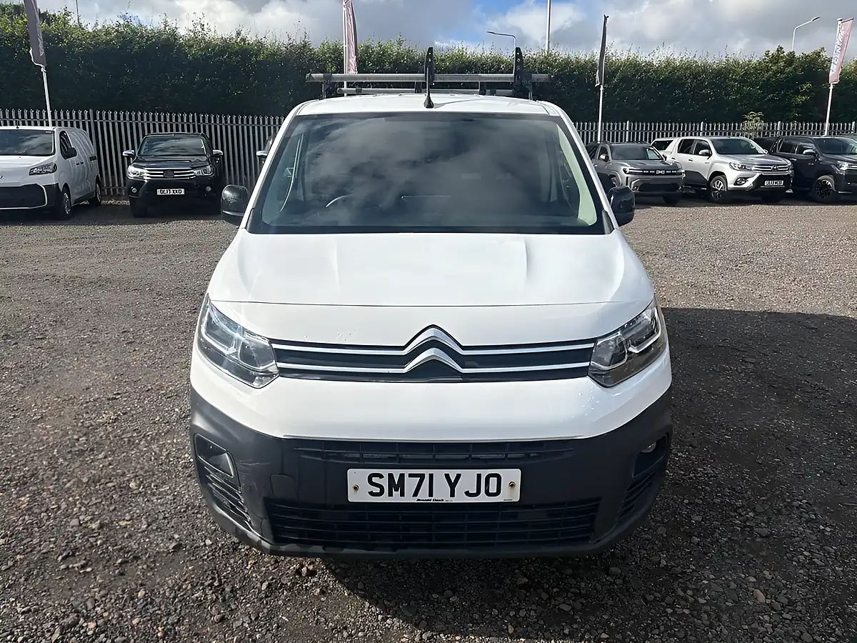 Used 2022 Citroen Berlingo Enterprise M Pro White - Interior and Exterior details 2