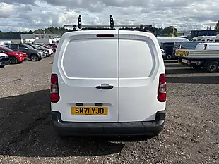 Used 2022 Citroen Berlingo Enterprise M Pro White - Interior and Exterior details 6