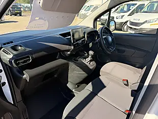 Used 2022 Citroen Berlingo Enterprise M Pro White - Interior and Exterior details 14