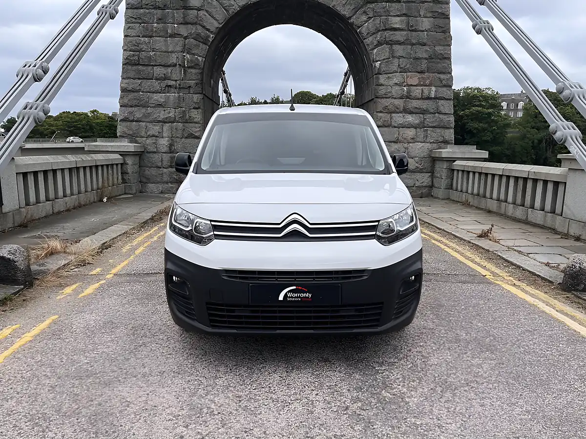 Used 2022 Citroen Berlingo Enterprise Pro White - Front View