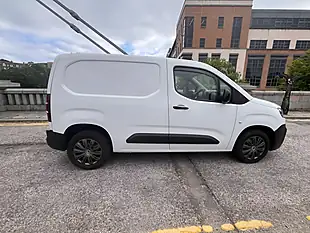 Used 2022 Citroen Berlingo Enterprise Pro White - Interior and Exterior details 13