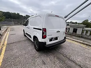 Used 2022 Citroen Berlingo Enterprise Pro White - Interior and Exterior details 15