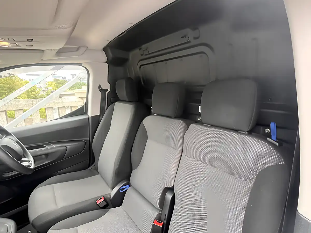 Used 2022 Citroen Berlingo Enterprise Pro White - Interior and Exterior details 16