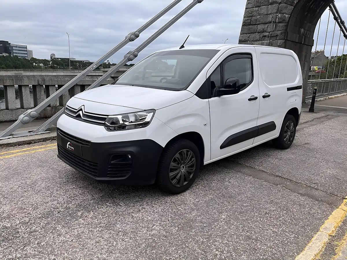 Used 2022 Citroen Berlingo Enterprise Pro White - Interior and Exterior details 7