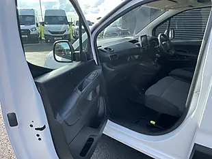 Used 2022 Citroen Berlingo Enterprise Pro White - Interior and Exterior details 10
