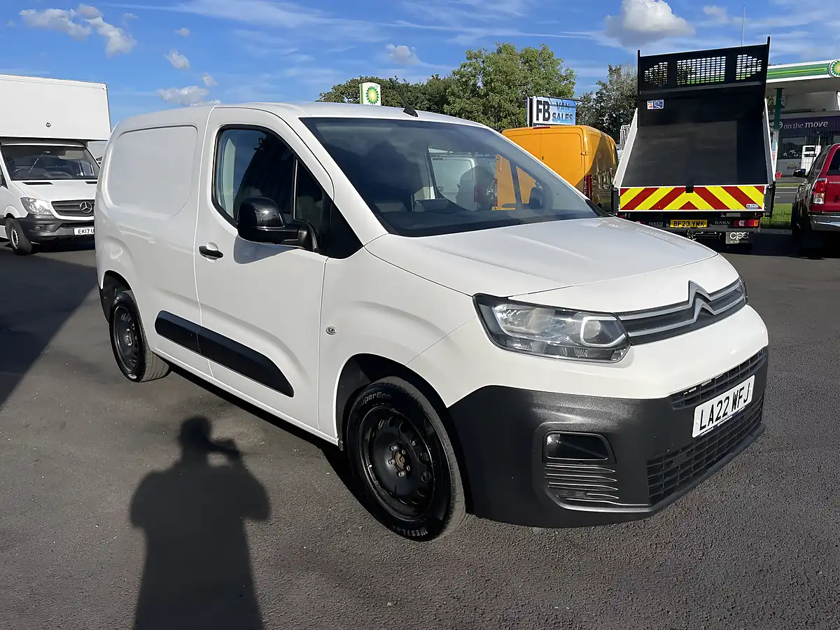 Used 2022 Citroen Berlingo Enterprise Pro White - Interior and Exterior details 4