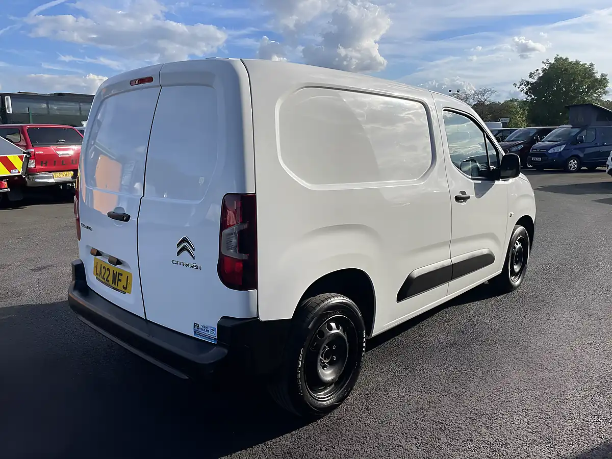 Used 2022 Citroen Berlingo Enterprise Pro White - Interior and Exterior details 5
