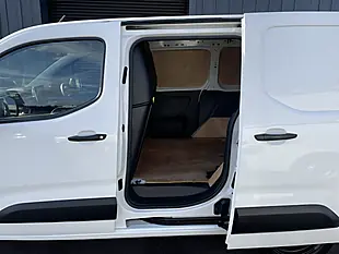 Used 2022 Citroen Berlingo Enterprise Pro White - Interior and Exterior details 9