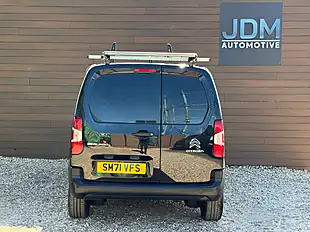 Used 2022 Citroen Berlingo Enterprise Professional Black - Interior and Exterior details 4